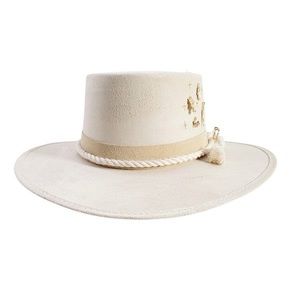 Beige shell daring fedora